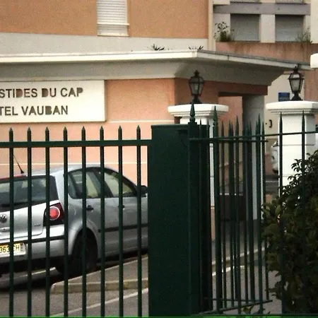 アパート Award Winning With Pool And Sea Views