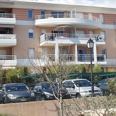 Award Winning With Pool And Sea Views *