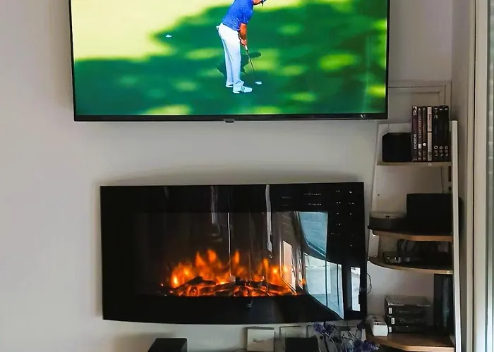 Award Winning With Pool And Sea Views Apartment *