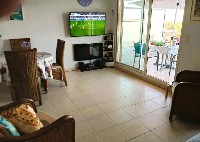 Award Winning With Pool And Sea Views